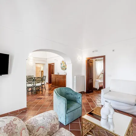 Holiday home Dimora Antelmi - Tra Cielo & Mare By Rentbeat *
